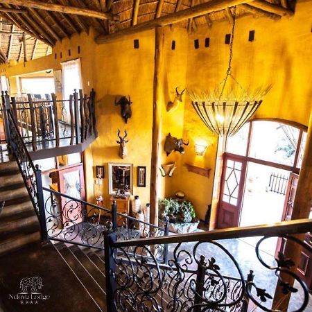 Ndlovu Lodge Pretoria Ngoại thất bức ảnh