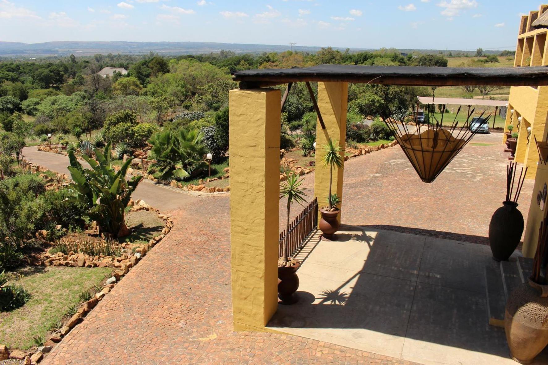 Ndlovu Lodge Pretoria Ngoại thất bức ảnh